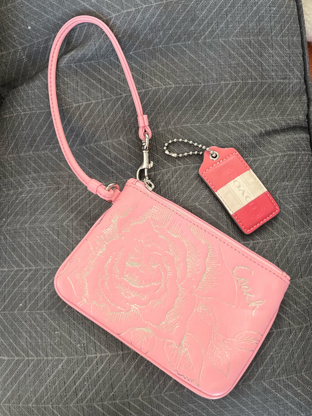 EUC Coach Rose Wristlet with Large Pink and Cream Stripes Hang Tag - Picture 1 of 13